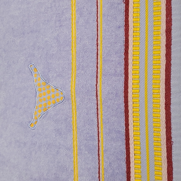 100% Cotton Beach / Pool Towel - Picture 4 of 13